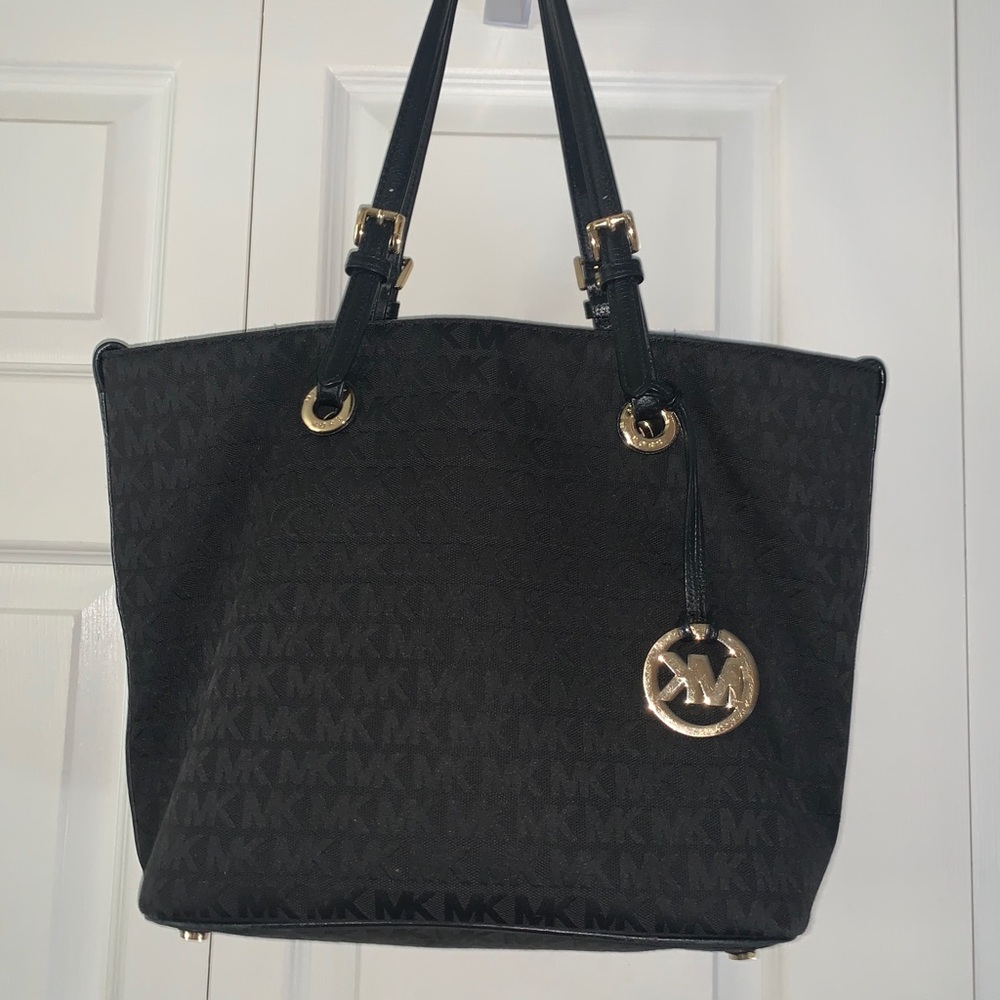MK purse